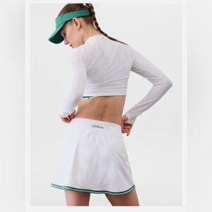 ATHLETA Crosscourt Tipped Skort White Skirt with Green Trim